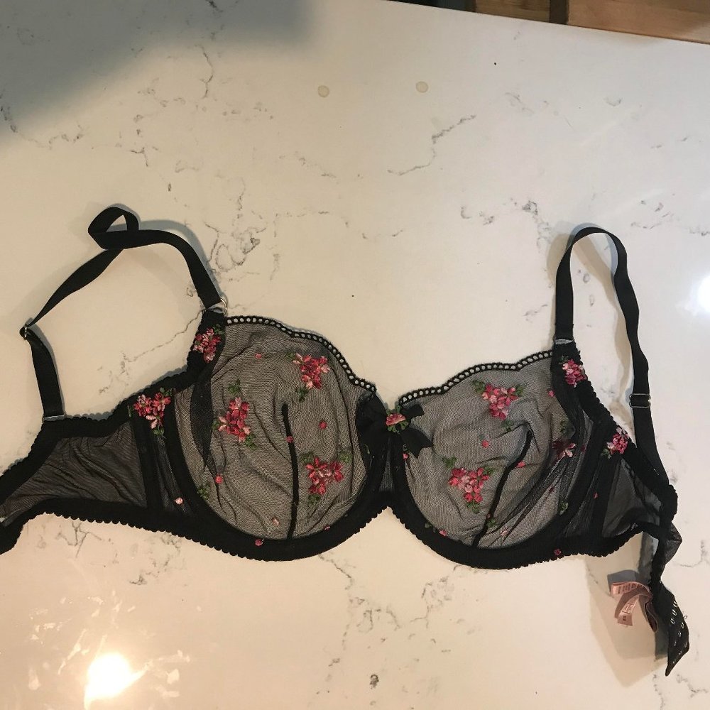 Agent Provocateur - 34E Bra